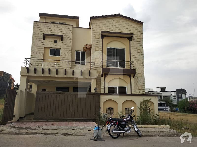 7 Marla Brand New Double Unit House For Sale In Abu Bakar Block Bahria Town Phase 8