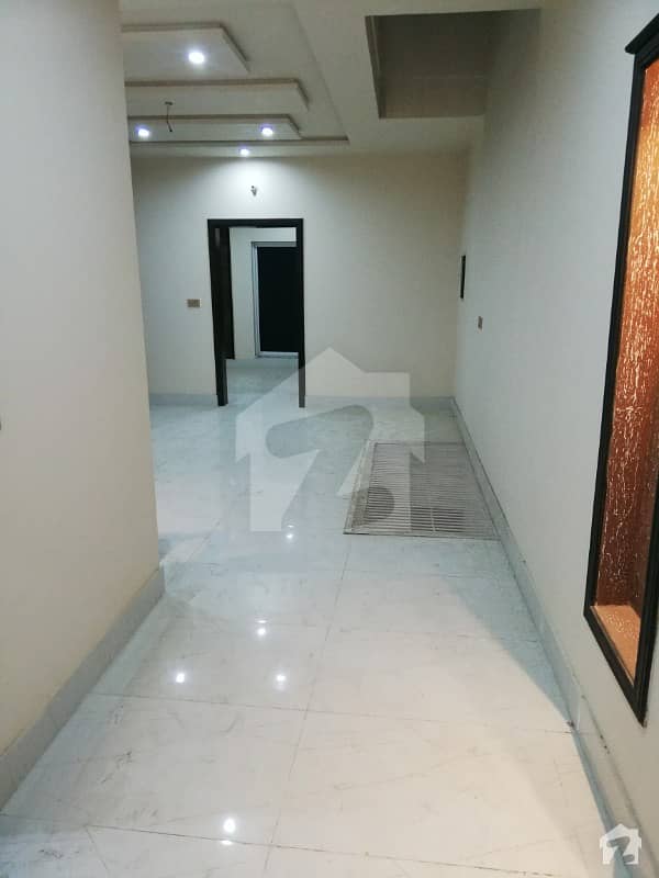 مکہ گارڈن فیصل آباد میں 3 کمروں کا 4 مرلہ مکان 69 لاکھ میں برائے فروخت۔
