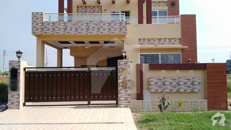 8 Marla Brand New House For Sale In DHA 11 Rahbar Halloki Garden