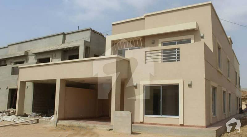 Boulevard Road 3 Bed Quaid Villa For Sale in Precinct 2