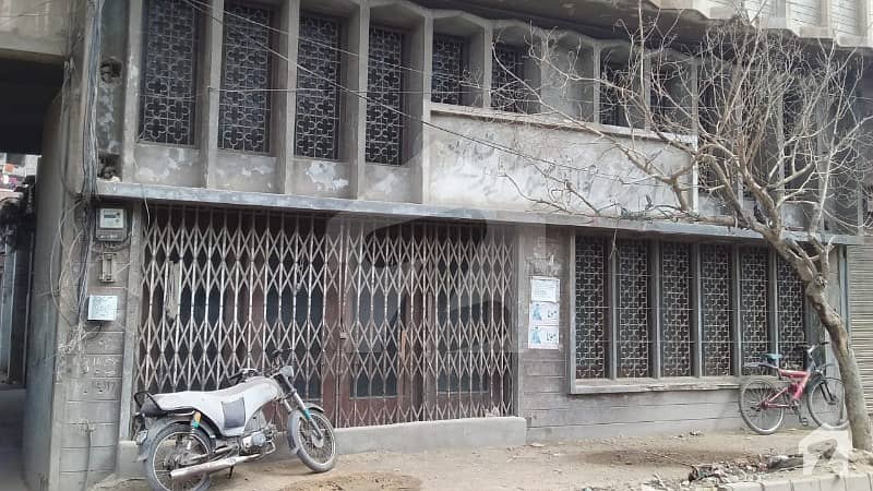 جناح آباد صدر ٹاؤن کراچی میں 11 مرلہ عمارت 4 لاکھ میں کرایہ پر دستیاب ہے۔