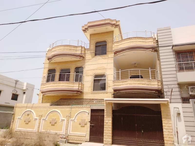 میر حسین آباد - فیز 2 میر حسین آباد حیدر آباد میں 6 کمروں کا 9 مرلہ مکان 1.7 کروڑ میں برائے فروخت۔