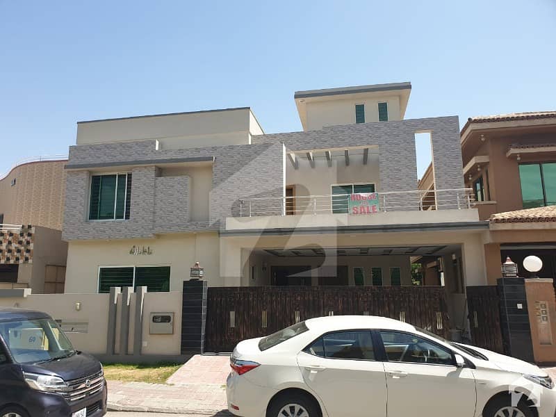 بحریہ ٹاؤن فیز 4 بحریہ ٹاؤن راولپنڈی راولپنڈی میں 5 کمروں کا 1 کنال مکان 4. 5 کروڑ میں برائے فروخت۔