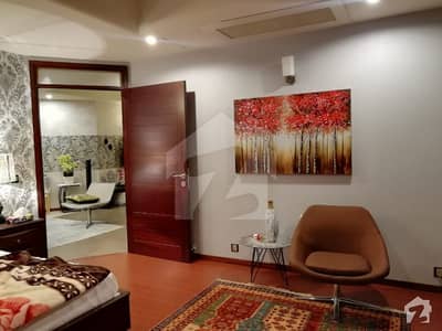 سلوراوکس اپارٹمنٹ ایف ۔ 10 اسلام آباد میں 3 کمروں کا 9 مرلہ عمارت 4 کروڑ میں برائے فروخت۔