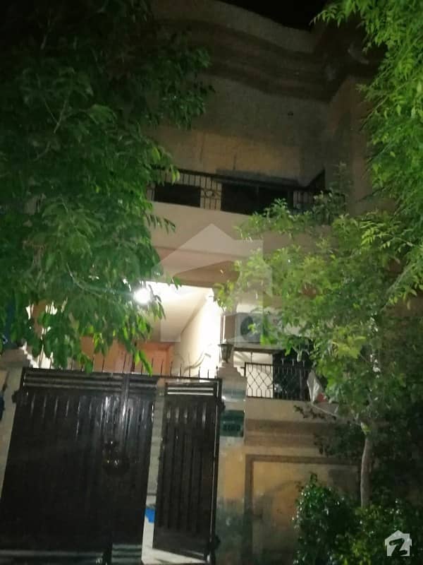 پی اے ایف آفیسرز کالونی کینٹ لاہور میں 5 کمروں کا 6 مرلہ مکان 1.1 کروڑ میں برائے فروخت۔