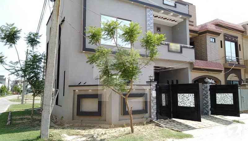 5 Marla Brand New Corner House For Sale In Sapphire Block Of Park View Villas