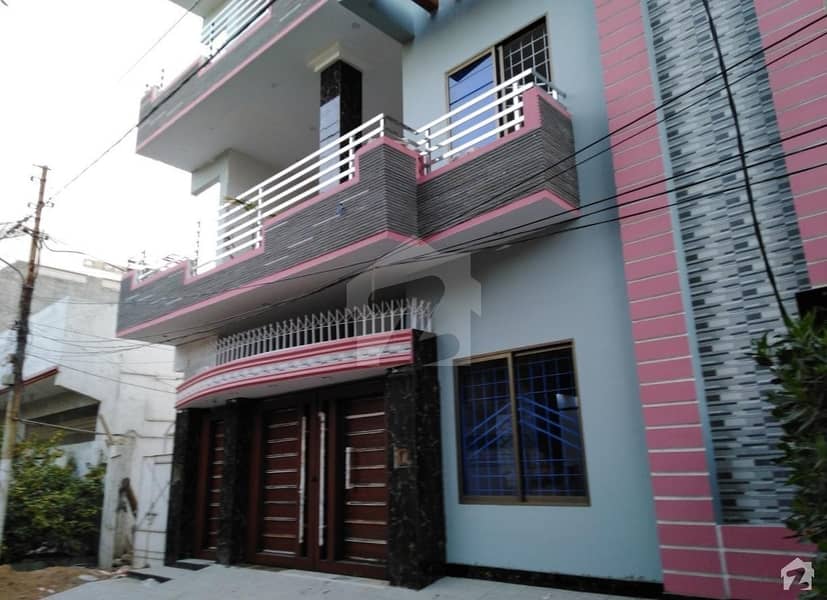 کاظم آباد ملیر کراچی میں 7 کمروں کا 8 مرلہ مکان 4. 7 کروڑ میں برائے فروخت۔