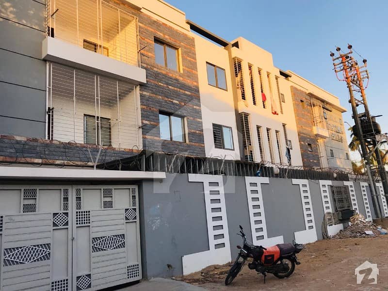 1900 Square Feet Appartment Available On Prime Location Of Karachi