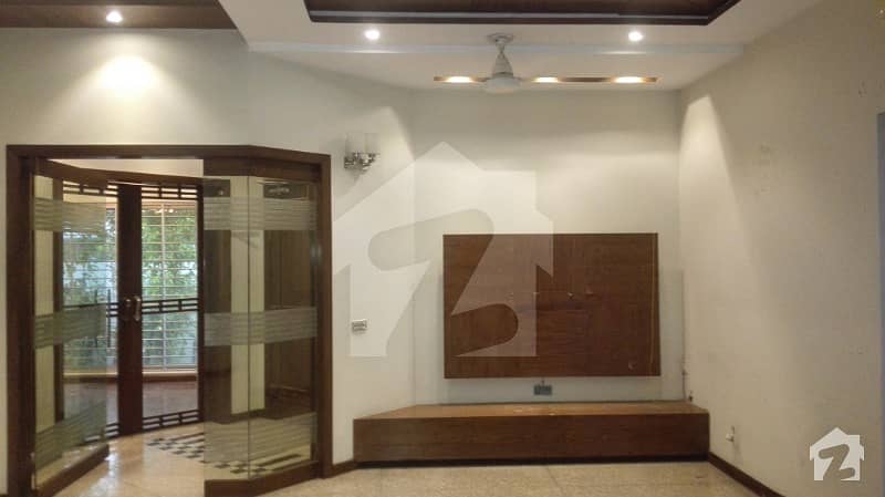 1 Kanal House With Excellent Accommodation In Dha Phase 3 Block Xx Lahore
