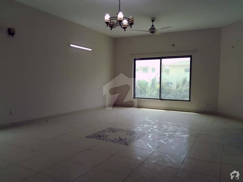 Kiswa Heights Flat Available For Sale
