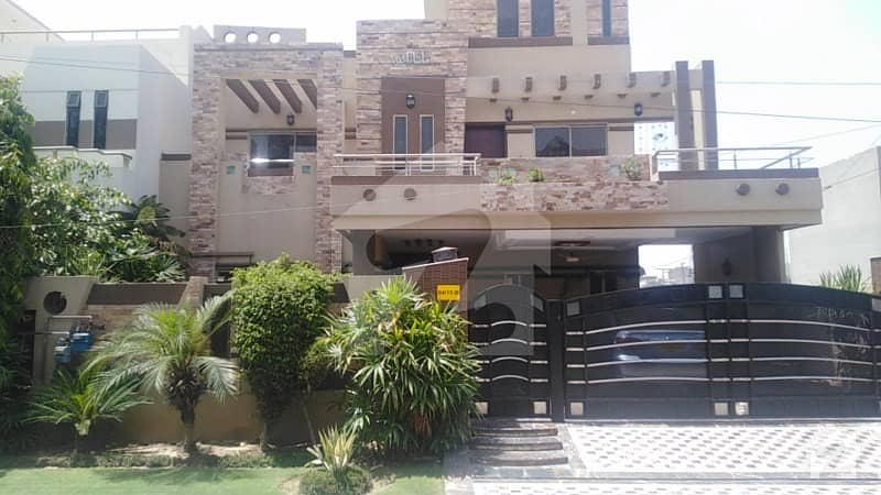 15 Marla Double Storey Luxury House For Sale In Canal City Lahore