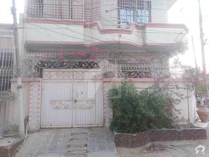 نارتھ کراچی - سیکٹر 11-C / 3 نارتھ کراچی کراچی میں 6 کمروں کا 5 مرلہ مکان 2.15 کروڑ میں برائے فروخت۔