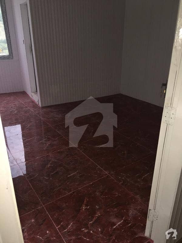 450 Sq Ft Top Floor Flat For Sale - Darya Gali