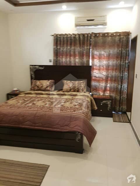 گلبرگ 3 گلبرگ لاہور میں 1 کمرے کا 2 مرلہ کمرہ 25 ہزار میں کرایہ پر دستیاب ہے۔