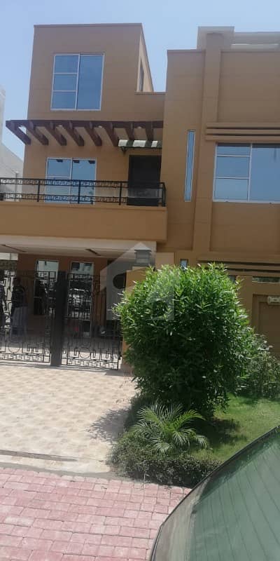 10 Marla Fully Furnished Luxury House For Rent In Bahria Town Lahore