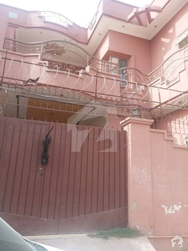 خان ویلیج ملتان میں 4 کمروں کا 5 مرلہ مکان 48 لاکھ میں برائے فروخت۔