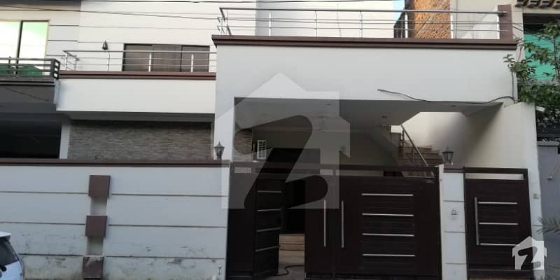 10 Marla Beautiful House For Sale At Executive Lodges Arbab Sabz Ali Khan Town - Warsak Road