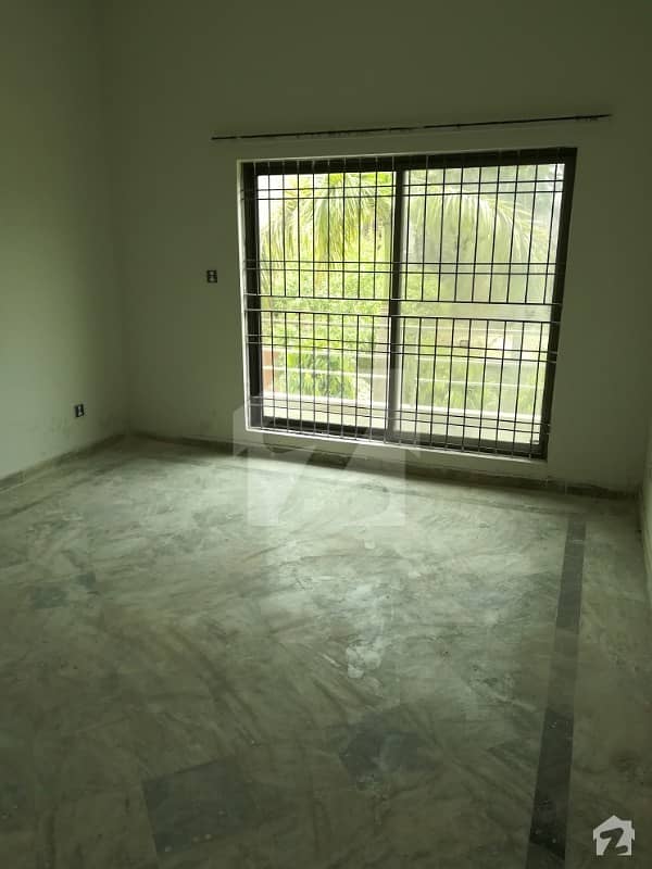 10 Marla New Lower Portion For Rent In Tariq Garden Near Wapda Town