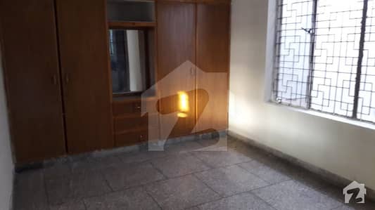 10 Marla Commercial House For Rent In Zaman Colony Cavalry Ground Ext