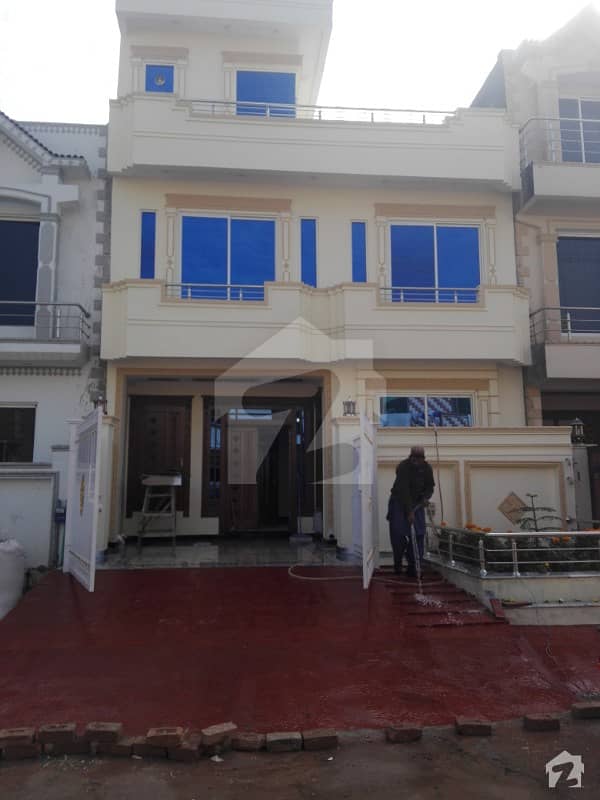 Brand New 4 Marla Solid Constructed Beautiful House For Sale In G-13