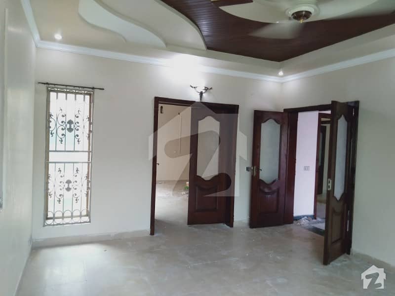 Defence One Kanal Lower Portion For Rent In Dha Phase 4 Block DD