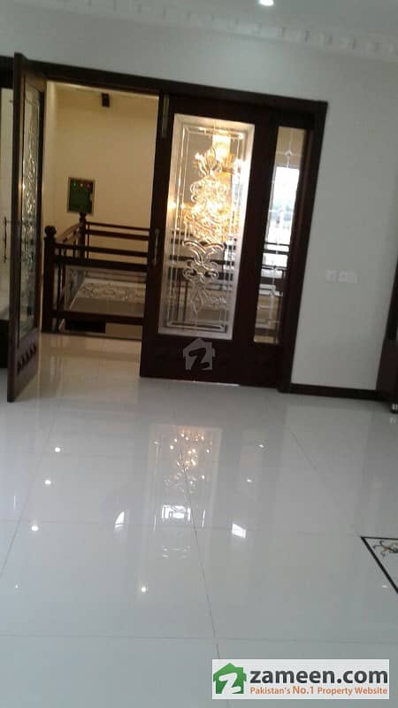 2 Kanal House For Sale At Main Boulevard In J Block
