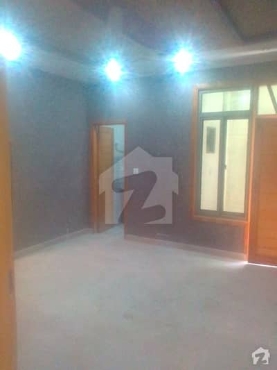 25x 60 House is available for Rent