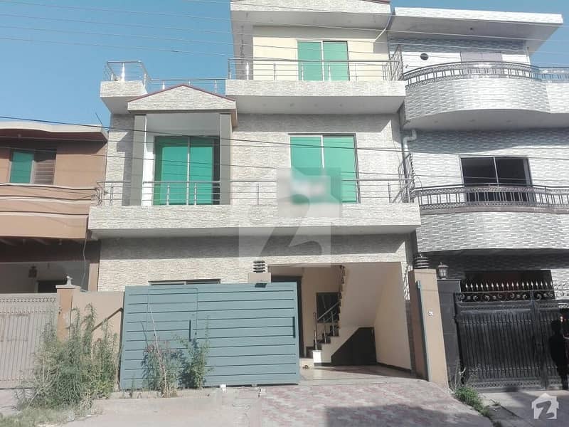 Double Storey House Available For Sale In Airport Housing Society - Sector 4