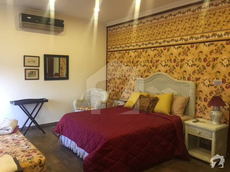 4 Marla Beautiful Studio Apartment Fully Furnished in DHA Phase 4