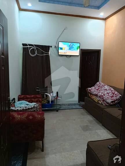 اعوان ٹاؤن لاہور میں 3 کمروں کا 2 مرلہ مکان 45 لاکھ میں برائے فروخت۔