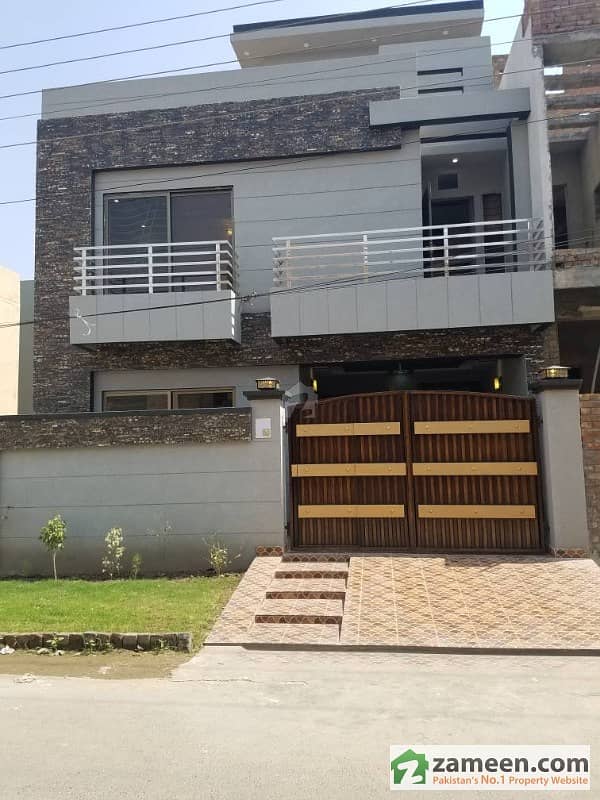 Brand New Triple Storey 5 Marla Bedroom House