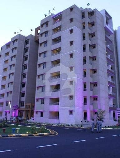 نیوی ہاؤسنگ سکیم کارساز کراچی میں 5 کمروں کا 1.03 کنال فلیٹ 9.8 کروڑ میں برائے فروخت۔