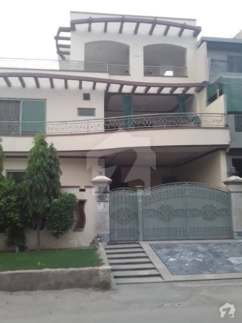 Portion Is Available For Rent in PAF Colony Zara Sheed Road Prime Location