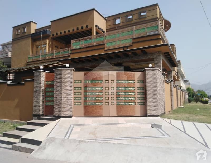 Good Location House Is Available For Sale In Hayatabad Phase 7 - E7