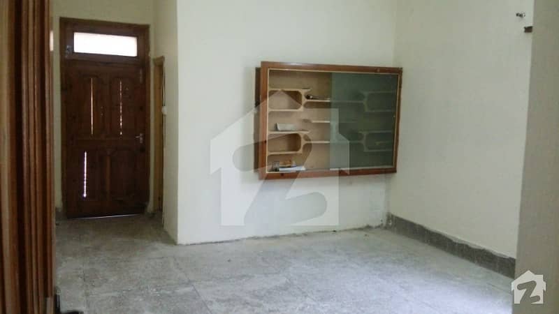 10 marla ground floor house for rent