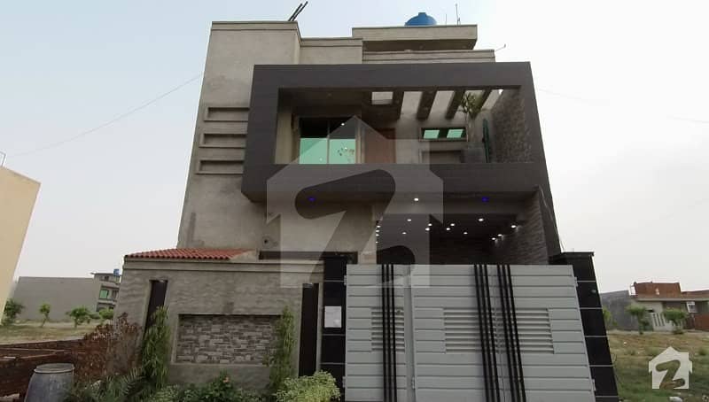 بسم اللہ ہاؤسنگ سکیم لاہور میں 3 کمروں کا 5 مرلہ مکان 96 لاکھ میں برائے فروخت۔