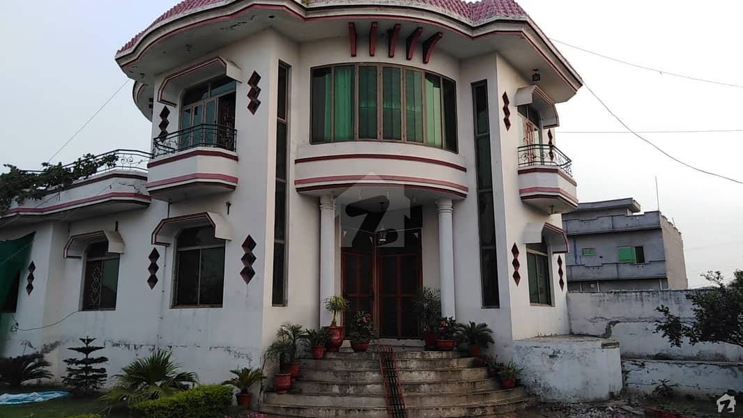 ویسٹ کالونی کینٹ جہلم میں 17 مرلہ مکان 1. 1 کروڑ میں برائے فروخت۔