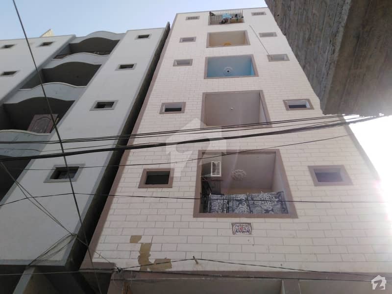 پی اینڈ ٹی کالونی کراچی میں 2 کمروں کا 3 مرلہ فلیٹ 28 لاکھ میں برائے فروخت۔