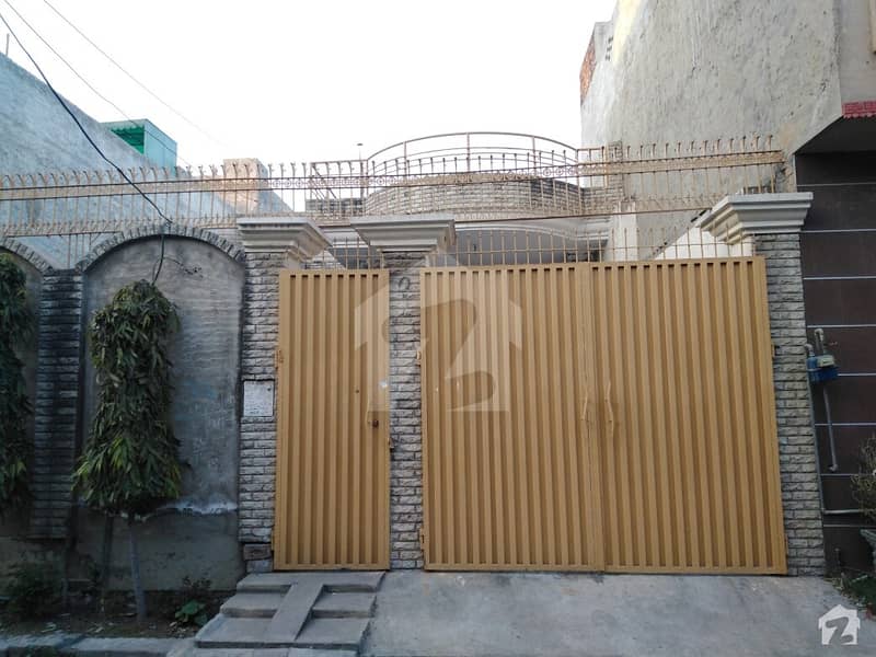 Single Storey House Is Available For Sale