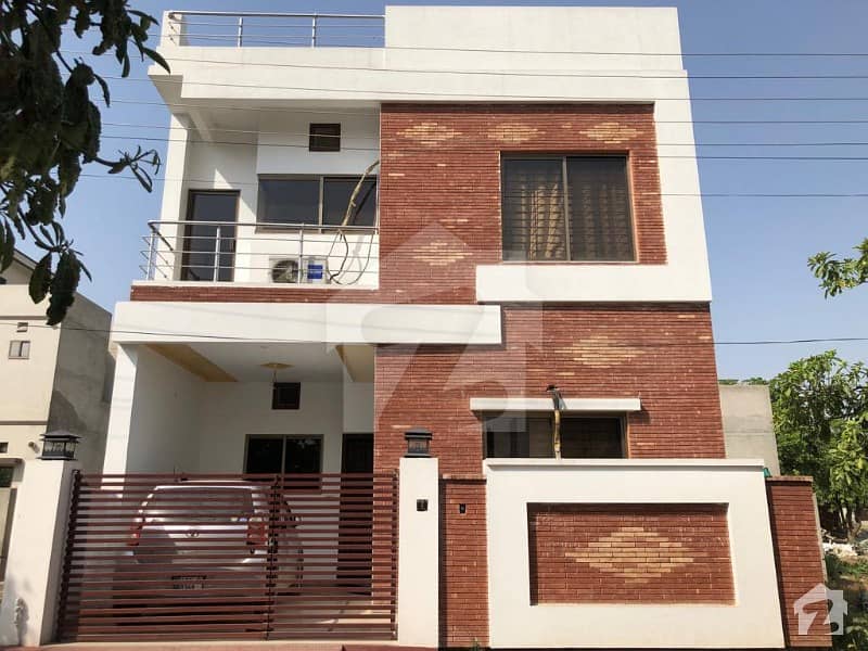 House Is Available For Sale In Wapda City