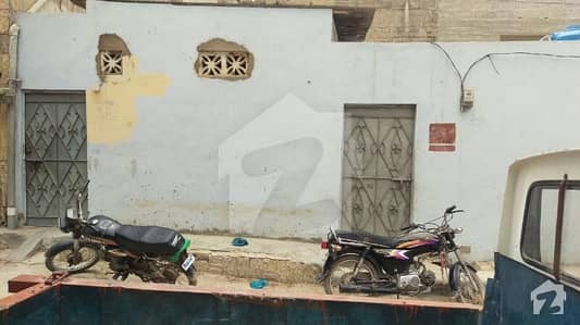 بجلی نگر اورنگی ٹاؤن کراچی میں 4 کمروں کا 6 مرلہ مکان 40 لاکھ میں برائے فروخت۔
