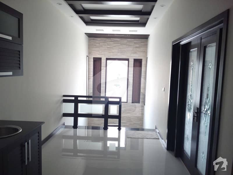 10 Marla House Is Available For Rent In Main Cantt