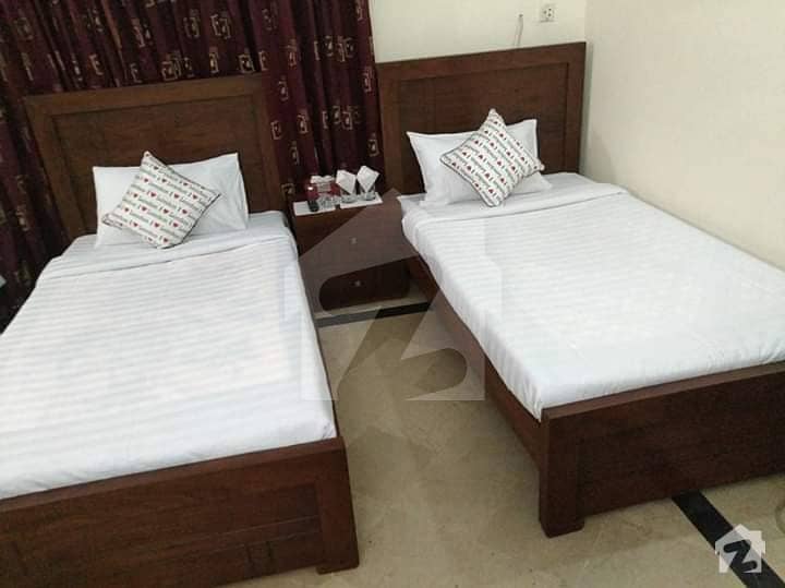 Room For Rent In E-11 Hostel Only For Females