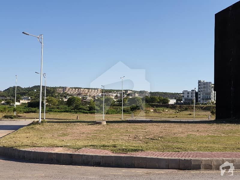 Bahria Town Phase 7 River View Commercial 40x60 10 Marla Boulevard Corner Plot