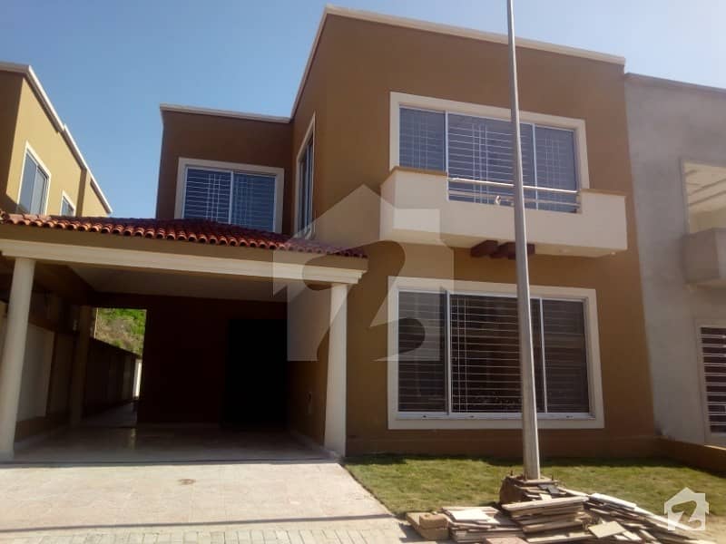 Excellent Location 3 Bed Villa Available For Rent