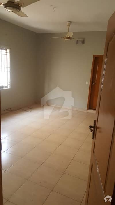 Townhouse Available On Rent In Clifton - Block 1 For Silent Commercial Use Townhouse Available On Rent In Clifton - Block 1 For Silent Commercial Use