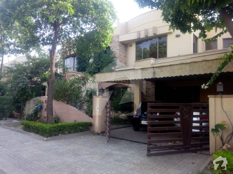 Fantastic Location 3 Bed Villa For Rent