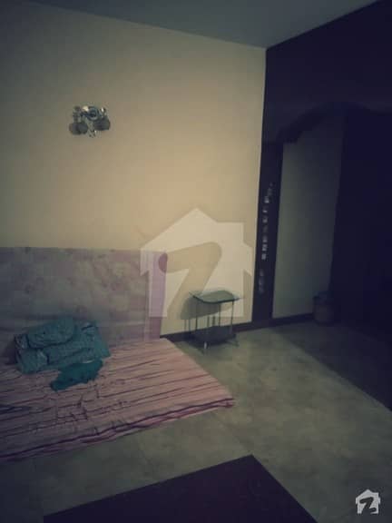 شادمان ون لاہور میں 1 کمرے کا 10 مرلہ کمرہ 15 ہزار میں کرایہ پر دستیاب ہے۔