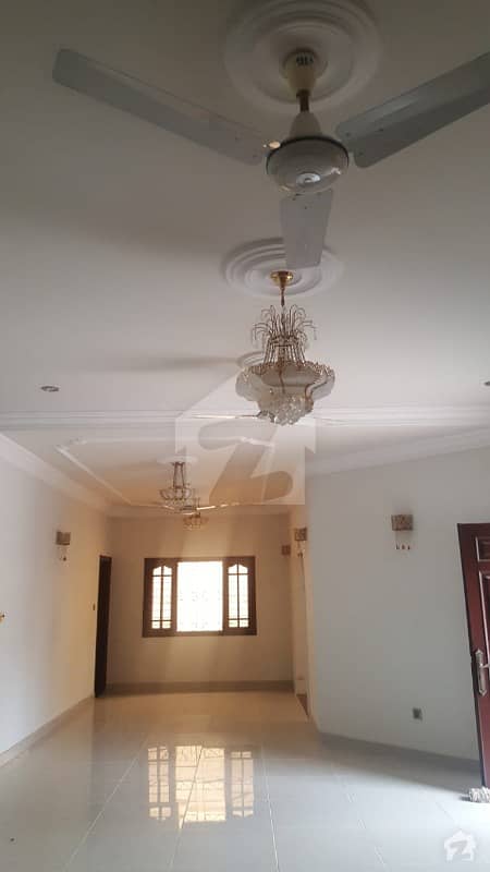 300 Yard Duplex House For Rent