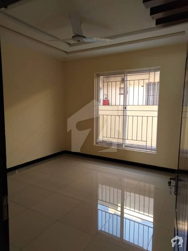10 Marla House For Sale In Pwd Islamabad